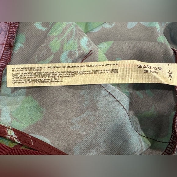 NWOT Free People Intimately Purple Floral Cami - Adjustable V-Neck Top - Picture 13 of 13